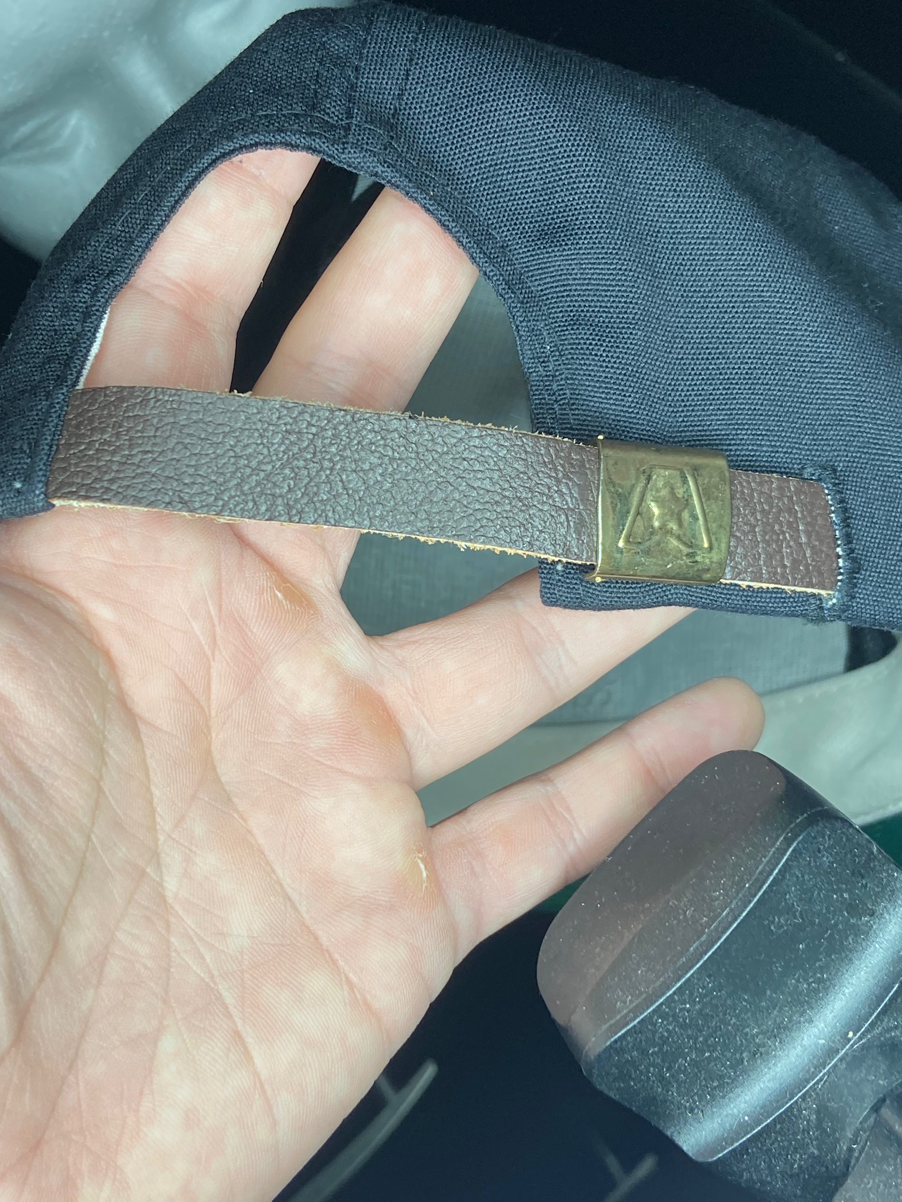 Vintage YA Headwear “Tan Tar A” Embroidered SnapBack/Rope Hat Adjustable Black